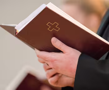 commission on worship